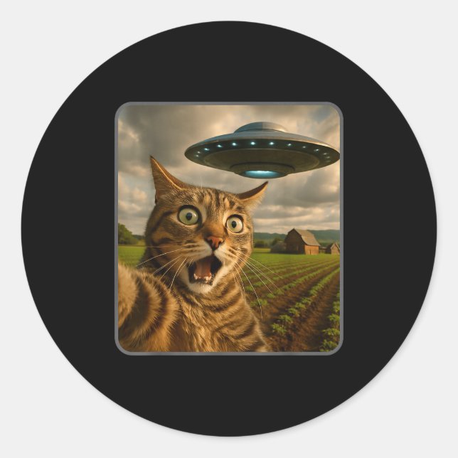 Sticker Rond Funny Cat Selfie With Ufo Alien Meme  (Devant)