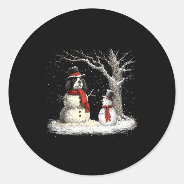 Sticker Rond Funny Er Spaniel Dog In The Snow Tree Christmas Wi (Devant)