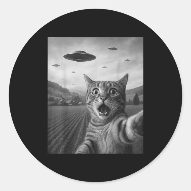 Sticker Rond Funny Surprised Ed Cat Selfie With Alien Ufo Cat U (Devant)
