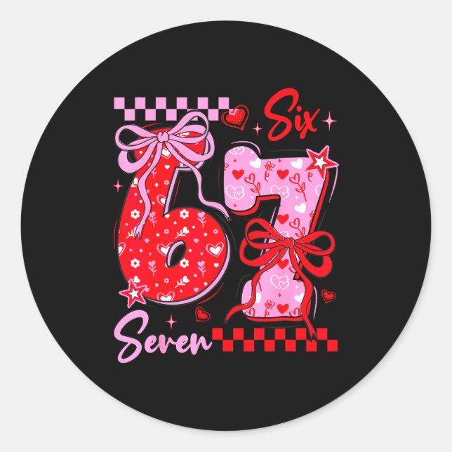 Sticker Rond Funny Valentine’s Day 67 Meme 6 7 Arc de la Saint- (Devant)