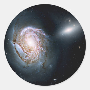 Sticker Rond Galaxie en spirale NGC 4911 dans le groupe de coma