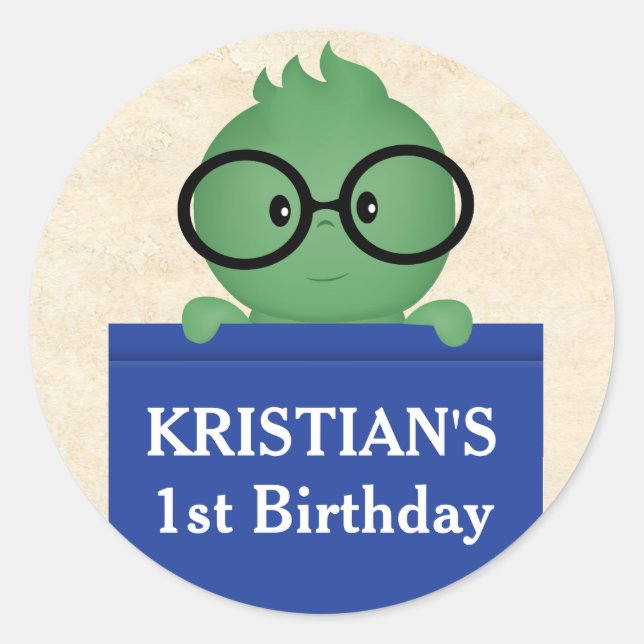 Sticker Rond Garçon fêtant son anniversaire de bibliophile (Devant)