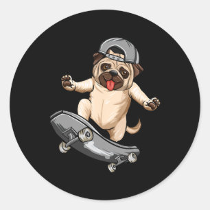 Sticker Rond Garçon gris skateboardeur skater chien carlin