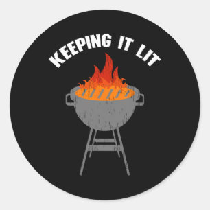 Sticker Rond Garder Lit Funny Grilling Barbecue