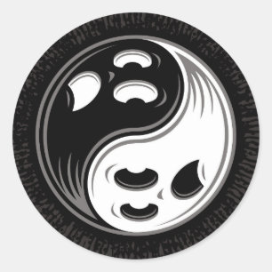 Sticker Rond Ghost Yin Yang Noir et blanc