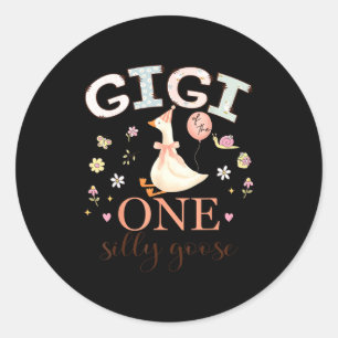 Sticker Rond Gigi de la fille un an drôle d'oie