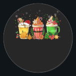 Sticker Rond Gingerbread Cookie Christmas Coffee Cups Latte Dri<br><div class="desc">Qu'il s'agisse de café Citrouille, de bougies Citrouilles, de thé Citrouille, d'huiles ou de costumes. C'est le moyen d'apporter dans la saison automnale, Halloween et temps froid! Donne-moi TOUTE L'Épice Citrouille ! Êtes-vous une Reine d'épices, Princesse ou Roi. ce cadeau Citrouille de gourmandise d'automne pour les amateurs de café sera...</div>