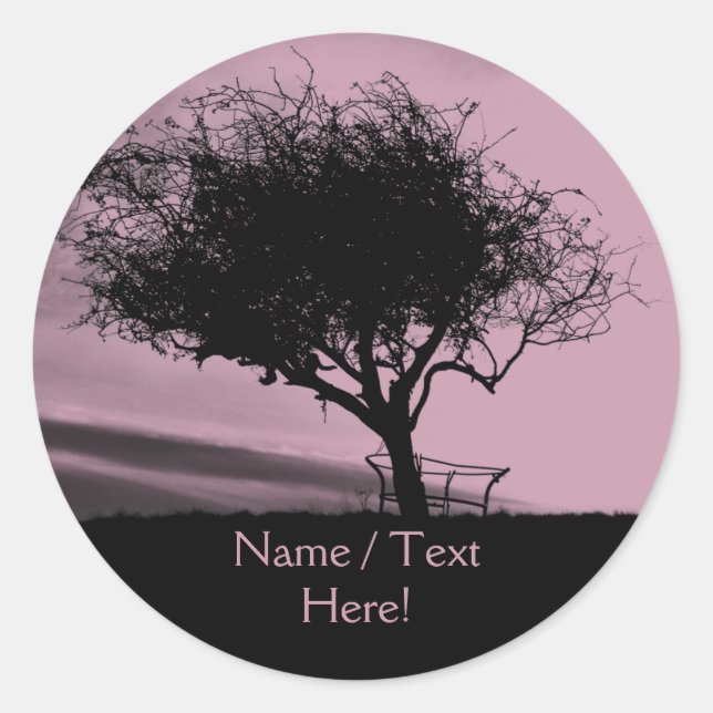 Sticker Rond Glastonbury Hawthorn. Arbre sur Hill. Rose, Noir. (Devant)