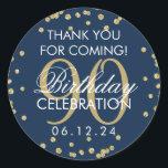 Sticker Rond Gold Navy Blue 90th Birthday Merci Parties scintil<br><div class="desc">Elégant 90e anniversaire "Merci" Gold Faux Parties scintillant Confetti Marine Bleu faveur tag modèle.</div>
