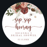 Sticker Rond Gold Rustic Sip Sip Hooray Fête des mariées<br><div class="desc">Cet autocollant de la douche de mariée à gorgée d'or rustique est parfait pour un wedding shower moderne. Le design est composé de marsala peinte à la main,  de rose,  de rougeur,  de bordeaux et de fleurs dorées avec des feuilles verts disposés en de belles couronnes.</div>