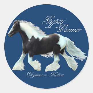Sticker Rond Gypsy Vanner, élégance en mouvement