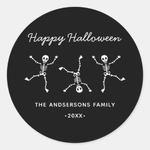 Sticker Rond Halloween noir et blanc dessin main squelette heur