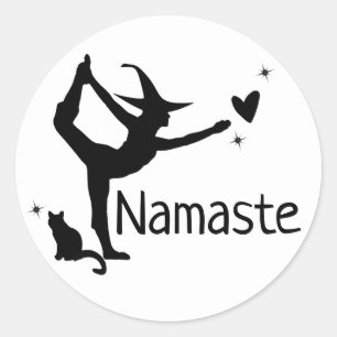 Sticker Rond Halloween sorcière blanc Chat noir Yoga Namaste Fu
