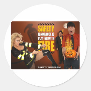 Sticker Rond Halloween Thème Sécurité Geeks Drôle Avertissement