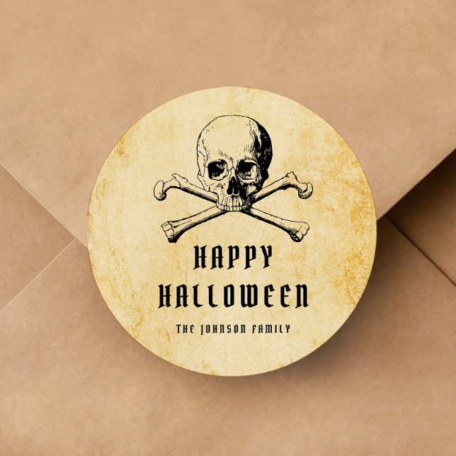 Sticker Rond Halloween vintage Pirate et os (Vintage Pirate Skull & Bones Halloween Classic Round Sticker)