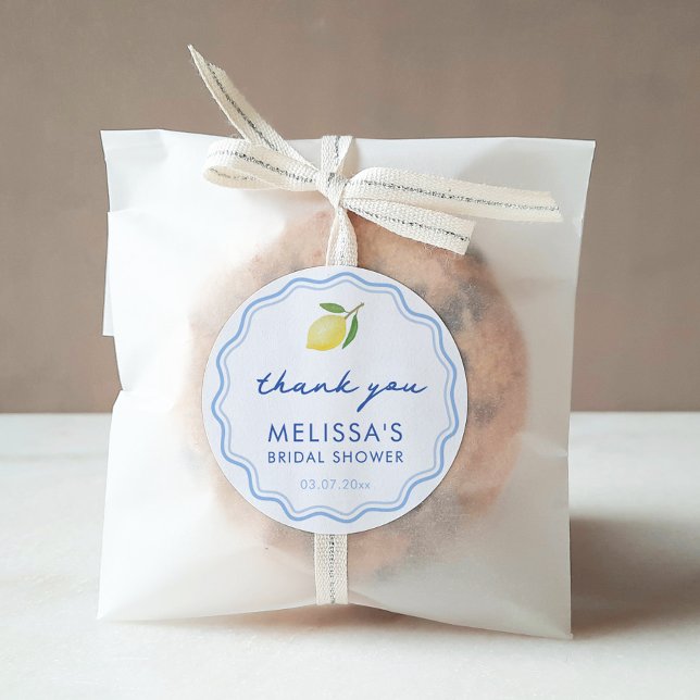 Sticker Rond Hand-drawn Dolce Vita Lemon Bridal Shower Favor (Dolce Vita Lemons With Blue wavy line doodle border fresh and modern bridal shower favor stickers)