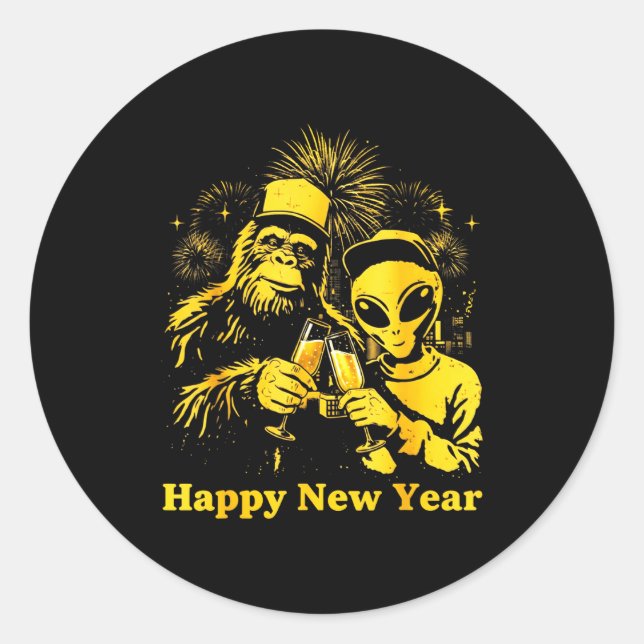 Sticker Rond Happy New Year 2026 Bigfoot Alien Lovers New Years (Devant)