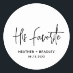 Sticker Rond Heather Elegant noir blanc minimaliste Mariage mod<br><div class="desc">Les autocollants modernes de faveur de mariage avec un design simple avec "Son Favori" dans une élégante typographie de script avec vos noms et date mariage dans une police sans serif minimaliste. Tous les éléments de conception sont en noir et blanc. Un design chic pour n'importe quel style de mariage....</div>