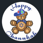 Sticker Rond Heureux Chanukah Teddy Bear<br><div class="desc">Un mignon ours en peluche avec une étoile juive sur la poitrine souhaite à tout le monde un joyeux Chanoukah.</div>