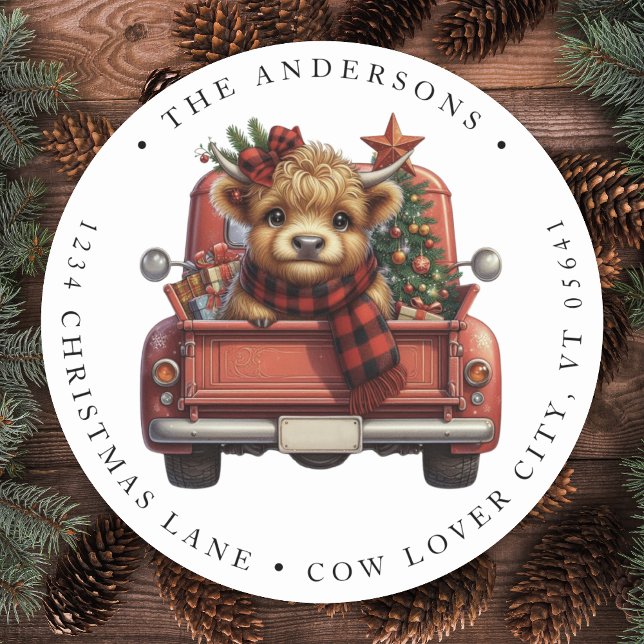 Sticker Rond Highland Cow Red Truck Cute Holiday Adresse de ret (Créateur téléchargé)
