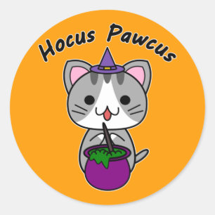 Sticker Rond Hocus Pawcus - Chat Gris Tabby - Écriture Noire