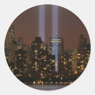 Sticker Rond Hommage de World Trade Center dans la lumière à