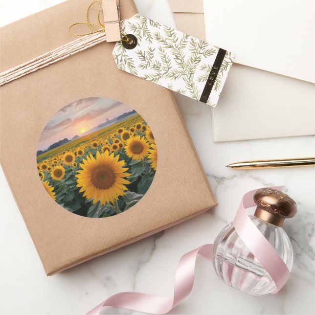 Sticker Rond Horizon radiant : Les tournesols à l'aube (Cadeaux)
