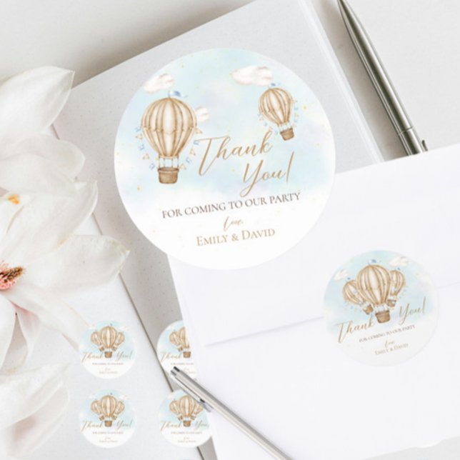 Sticker Rond Hot Air brun Ballons drapeaux bleus nuages merci (Créateur téléchargé)