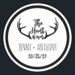 Sticker Rond "Hunt is Over" Rustic Antler Enregistrer le phoque<br><div class="desc">La chasse est sur le cerf Antler Typographie Mariage Deer Buck Mariage Enregistrer la date Sceau - Whimsical Rustic Vintage Mariage Enregistrer la date Sceau. Veuillez le personnaliser avec votre propre occasion de texte-en conséquence ou cliquez sur le bouton "Customiser" pour aller à l'outil de conception où vous pouvez ajouter...</div>