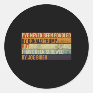 Sticker Rond I#39 ; N'A Jamais Été Fondé Par Donald Trump Mais