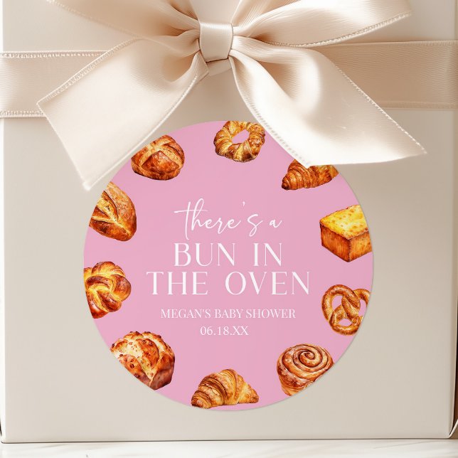 Sticker Rond Il y a un petit pain dans le four Baby Shower (Créateur téléchargé)