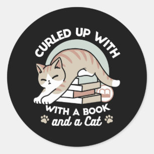 Sticker Rond Illustration de chat Lover - Curled Up & Cosy
