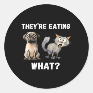 Sticker Rond Ils mangent les chiens qu’ils mangent les chats