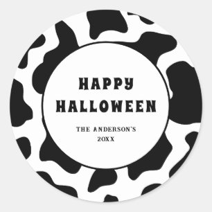 Sticker Rond Impression de vache noir et blanc Halloween heureu