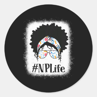 Sticker Rond Infirmière praticienne Np Afro noir chignon désord