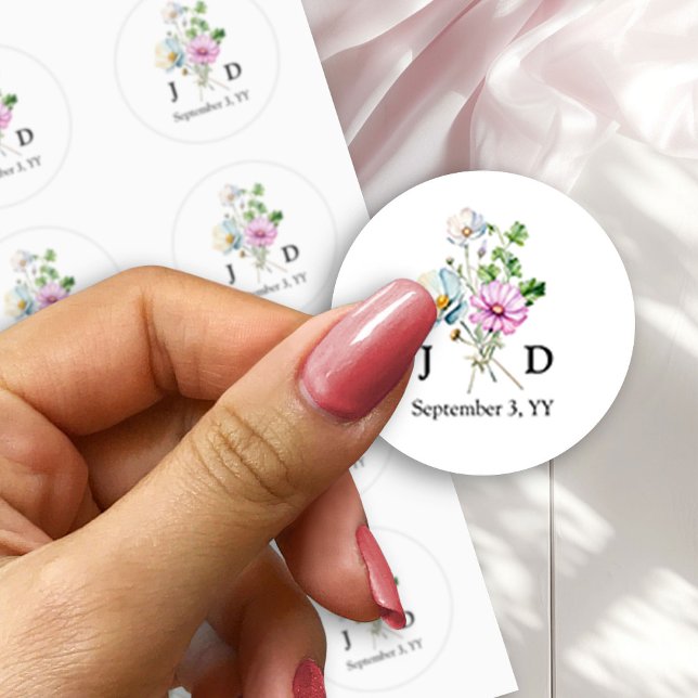 Sticker Rond Initiales de mariée et de chambre Fleur sauvage Po (Floral Monogrammed wedding stickers from the Wildflower Garden Wedding Collection by Darling & May)