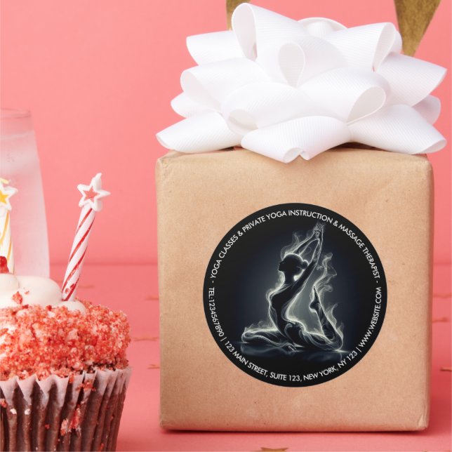 Sticker Rond Instructeur de Yoga Reiki Pose King Pigeon à une j (Fête)