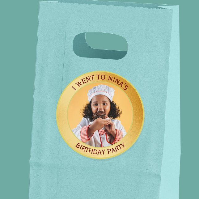 Sticker Rond Invitation d'anniversaire d'enfant Or  (Birthday Party Guest Gold)