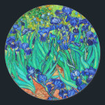 Sticker Rond Irises (1889) Art botanique Vincent Van Gogh<br><div class="desc">Les magnifiques fleurs d'iris bleu du tableau impressionniste du maître impressionniste Vincent Van Gogh sur le jardin botanique d'iris bleu sont représentées sur ces adorables stickers de papier rond de papeterie "Irises", datant de 1889. Alors qu'il reçoit un traitement à l'institution Saint Paul-de-Mausole de Saint-Rémy-de-Provence, en France, l'année précédant sa...</div>