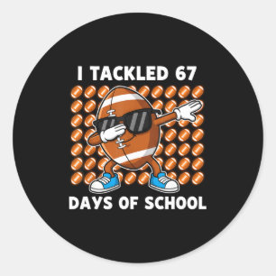Sticker Rond J'ai relevé 67 jours d'école 67 Mème Humour de foo