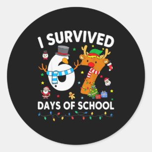Sticker Rond J'ai survécu 67 jours d'école Mème drôle Six Sept 