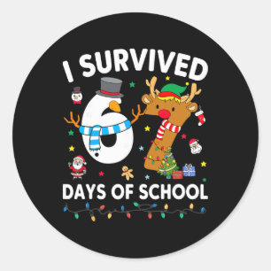 Sticker Rond J'ai survécu 67 jours d'école Mème drôle Six Sept