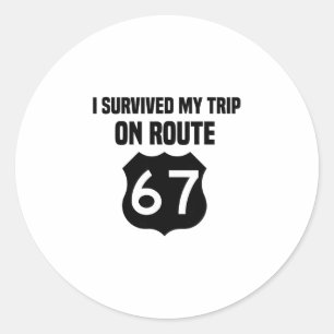 Sticker Rond J'ai survécu à mon voyage sur la route 67