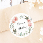 Sticker Rond Jardin botanique fleuri Mariage de couronne<br><div class="desc">Cet autocollant mariage présente une couronne de dahlias rose vif couleur aquarelle,  roses de jardin avec feuilles vert automne. Pour une personnalisation plus avancée de cette conception,  cliquez sur le BOUTON OUTIL DESIGN BLEU. Des articles correspondants sont également disponibles.</div>