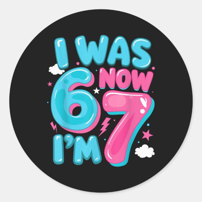 Sticker Rond J'avais six ans maintenant j'ai sept ans 67 Groovy (Devant)