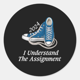 Sticker Rond Je Comprends L'Ignorance Des Baskets Et Des Perles