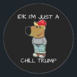 Sticker Rond Je ne suis qu'un mème amusant de Trump<br><div class="desc">Je ne suis qu'un mème amusant de Trump</div>