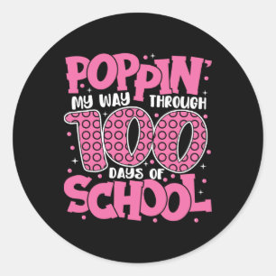 Sticker Rond Je Presse Mon Chemin À Travers 100 Jours D'Enfants