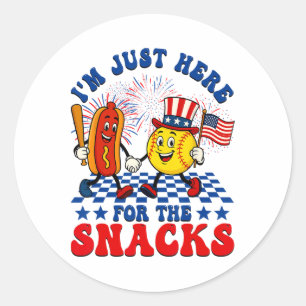 Sticker Rond Je suis juste ici pour les snacks Softll Hotdog 4