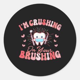 Sticker Rond Je suis sous le charme de votre dentiste en chirur